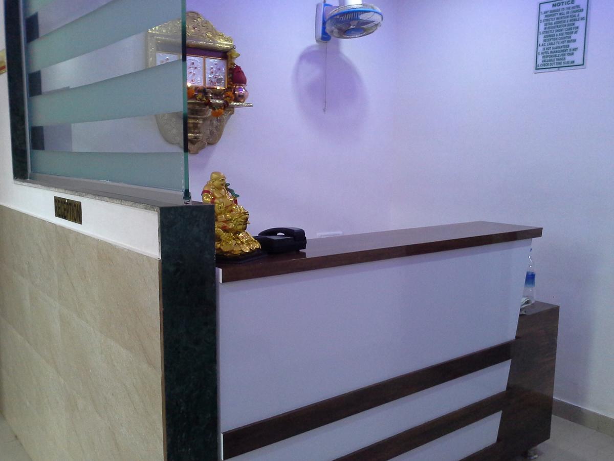 Hotel Galaxy Vaibhav Vasai Exterior foto